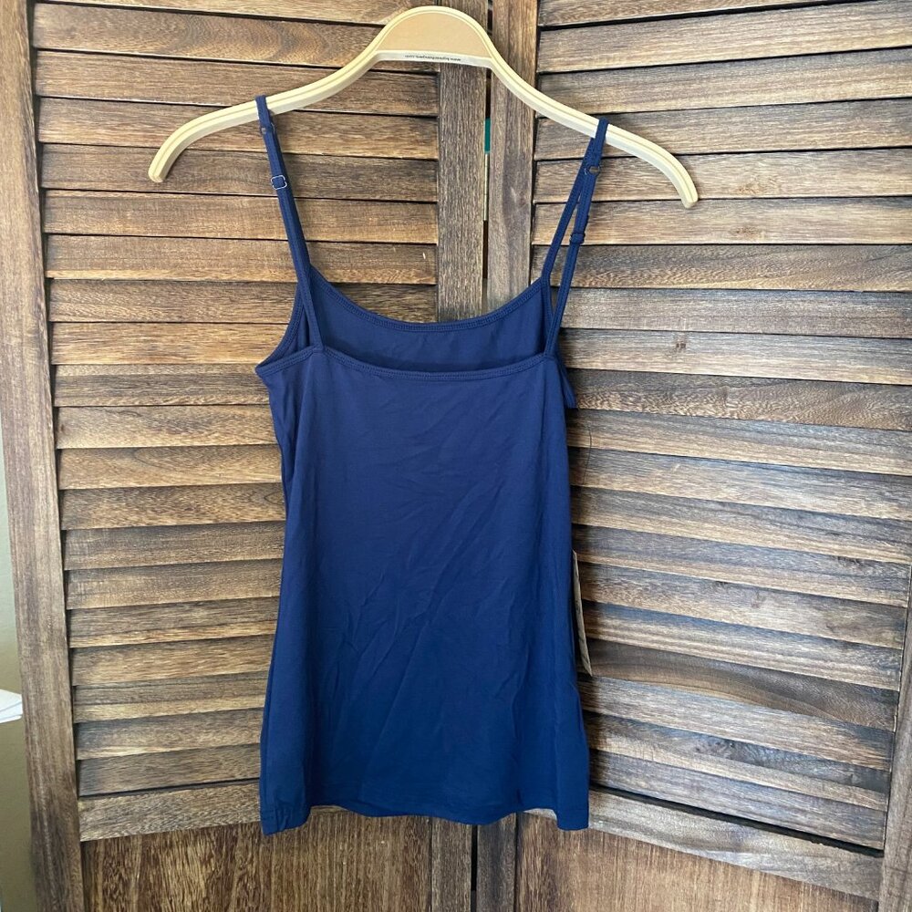 Wayi Classic Scoop Neck Snug Camisole Navy - Picture 2 of 2